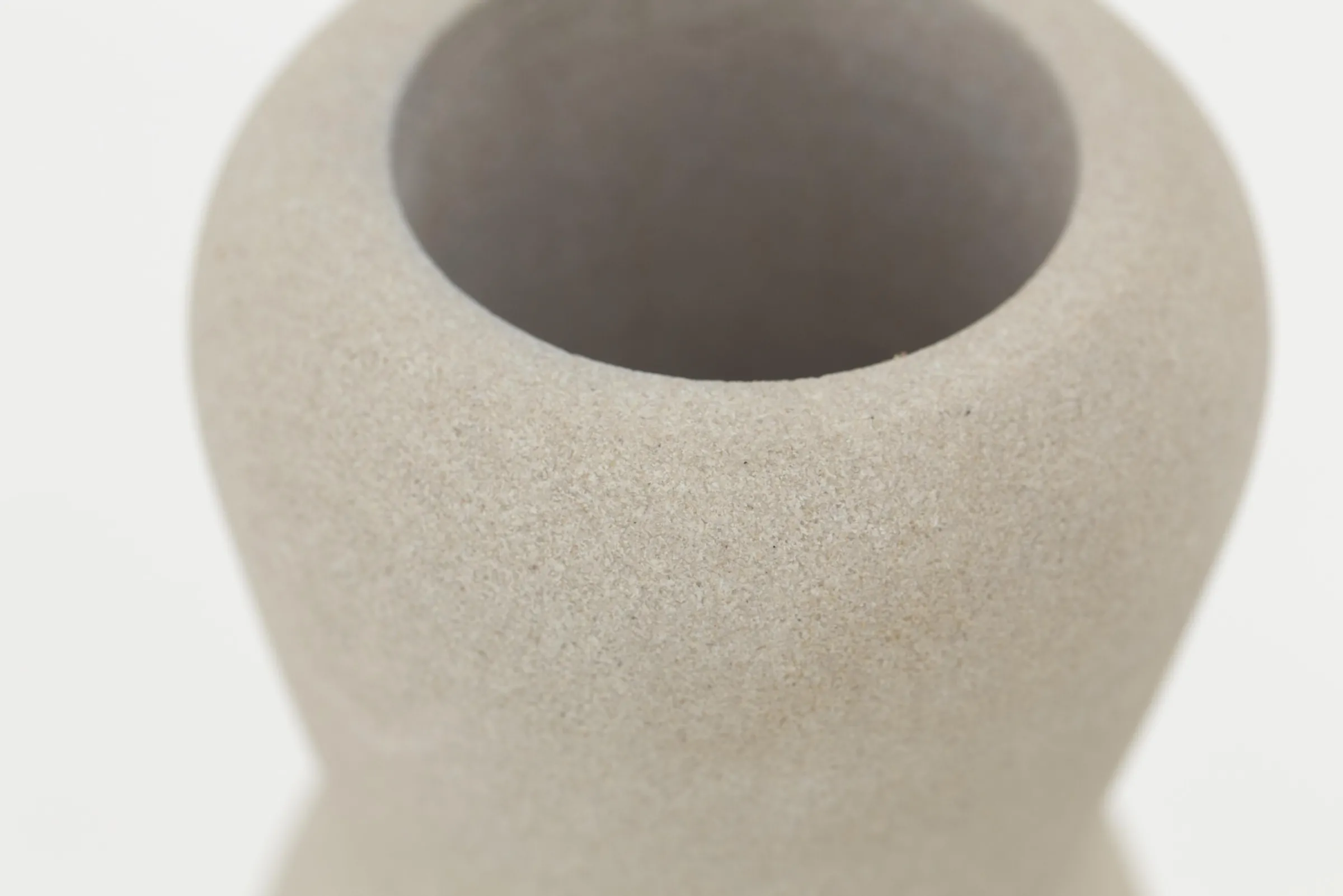 Flamant Ayno, Vaas, Zandsteen^ Decoratie