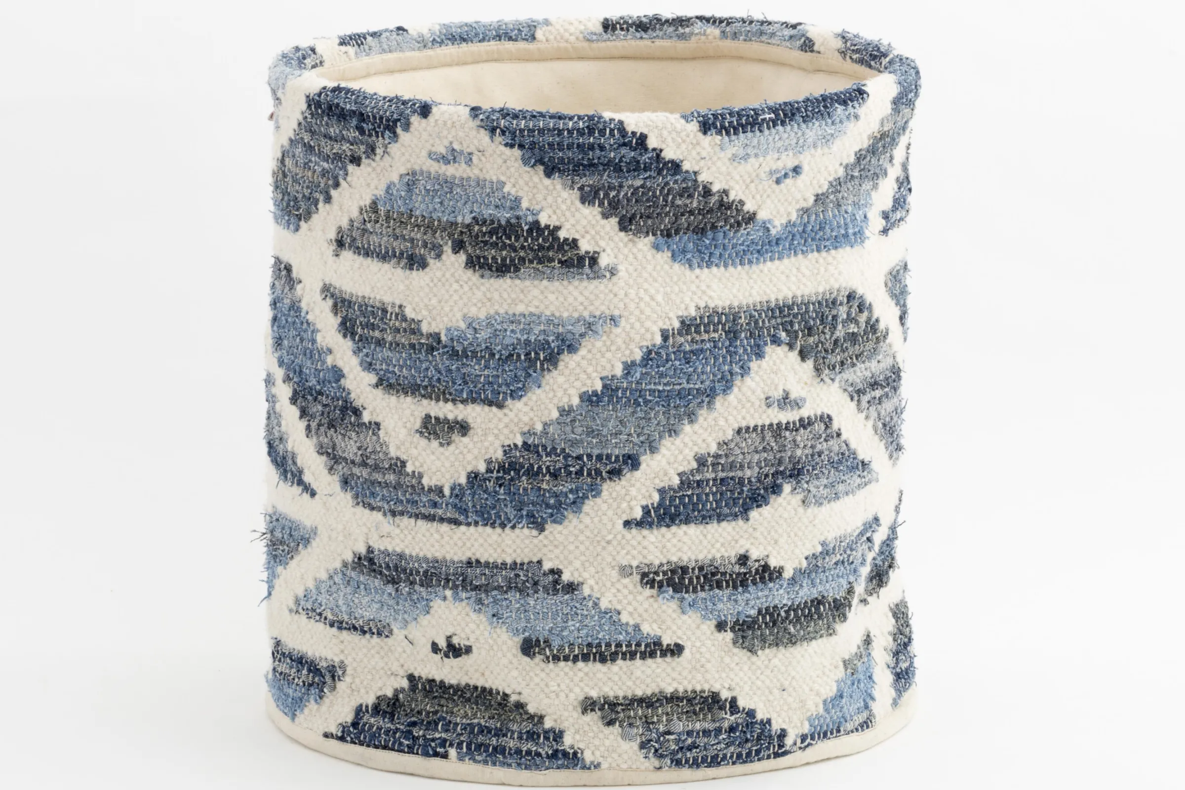 Flamant Bajna, Mand^ Moederdag