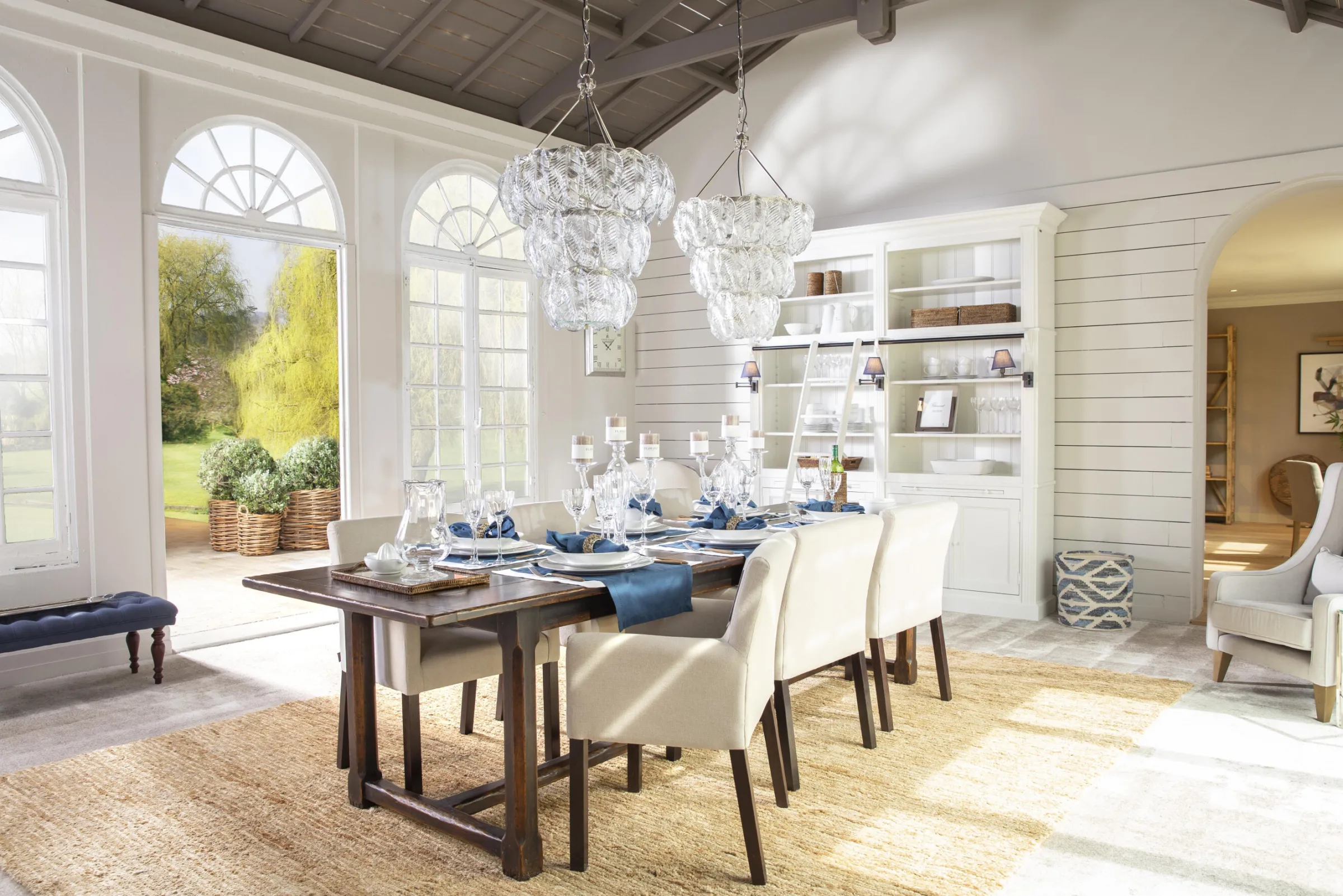 Flamant Bajna, Mand^ Moederdag