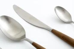 Flamant Borneo, Tafelmes^ Bestek