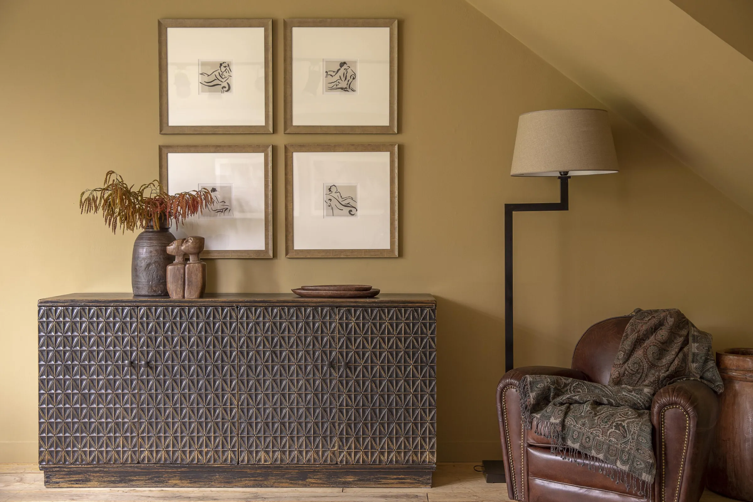 Flamant Bossa, Dressoir, 4 Deuren, Gesneden^ Dressoirs