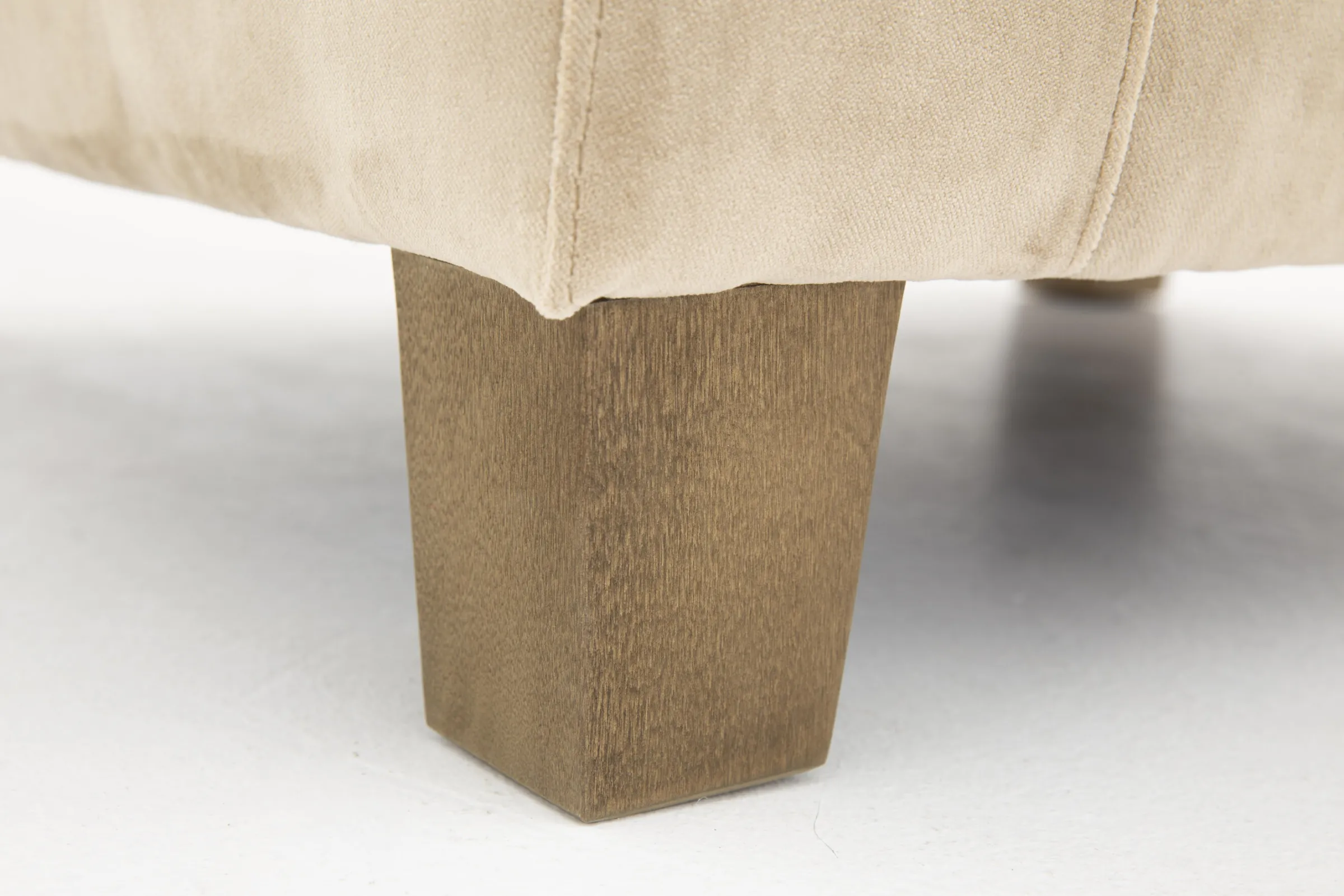 Flamant Como, Seat, Fix^ Banken