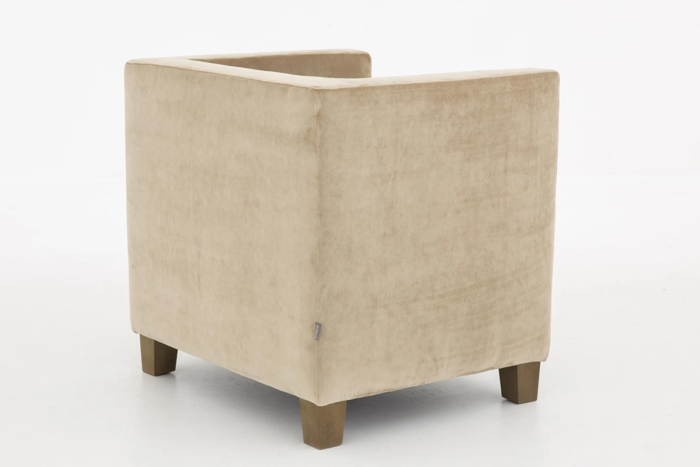 Flamant Como, Seat, Fix^ Banken