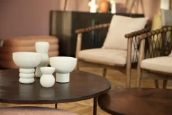 Flamant Costanza, Kom, Zandsteen^ Decoratie