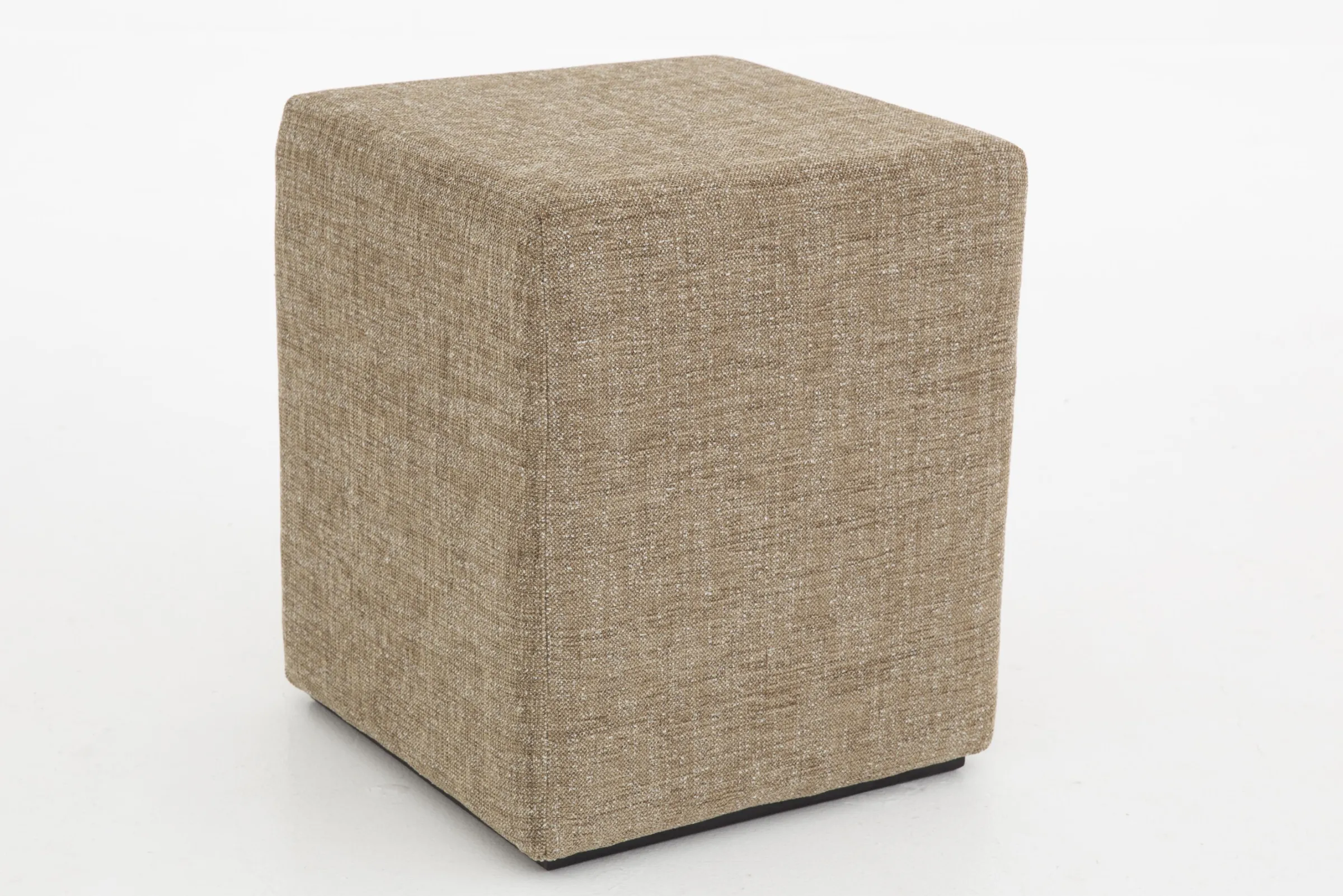 Flamant Kubus, Voetenbank, Fix^ Banken