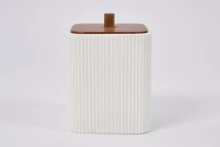 Flamant Muriel, Doos, Wit^ Decoraties