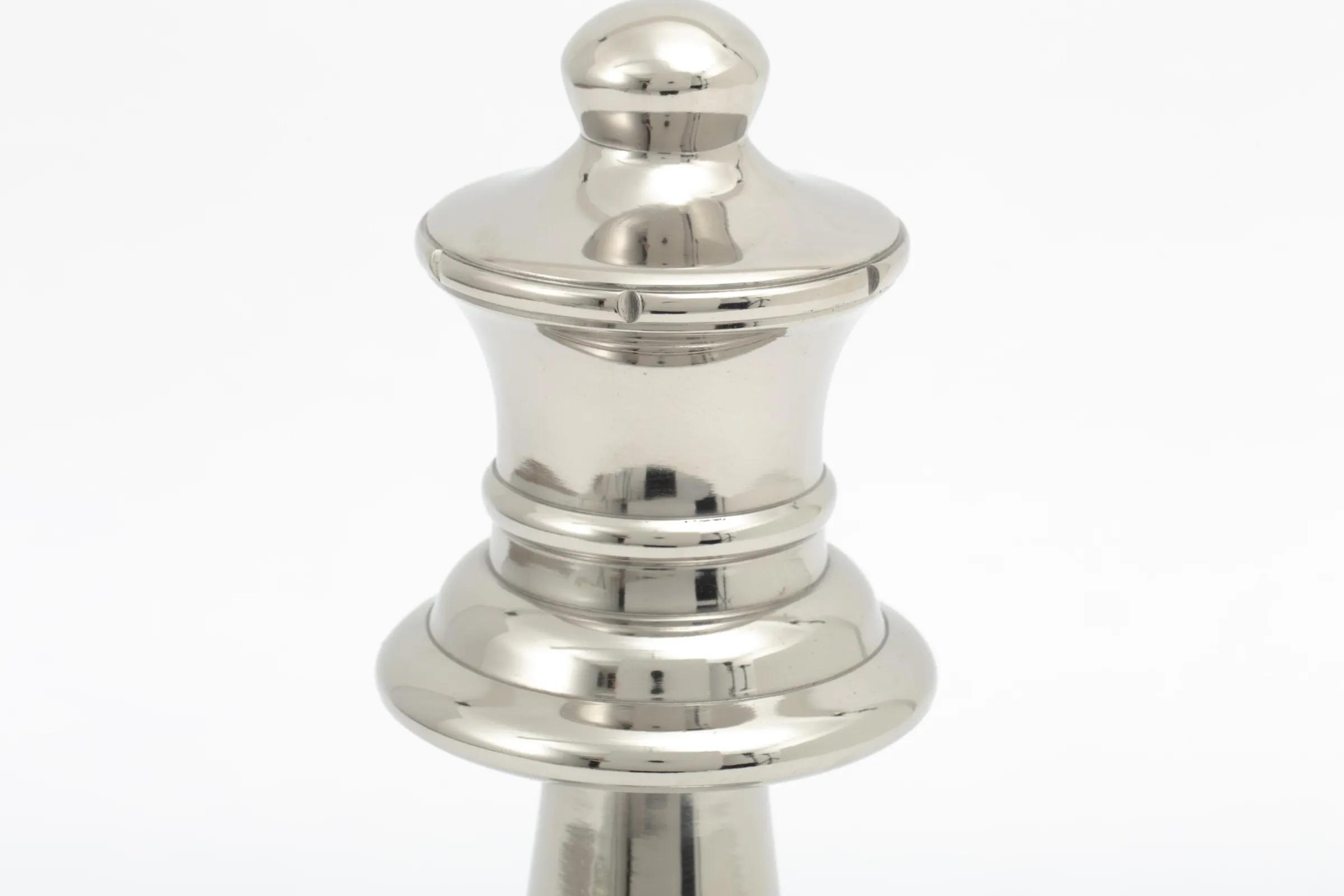 Flamant Robbins, Schaakstuk, Koningin, Nikkel^ Decoratie