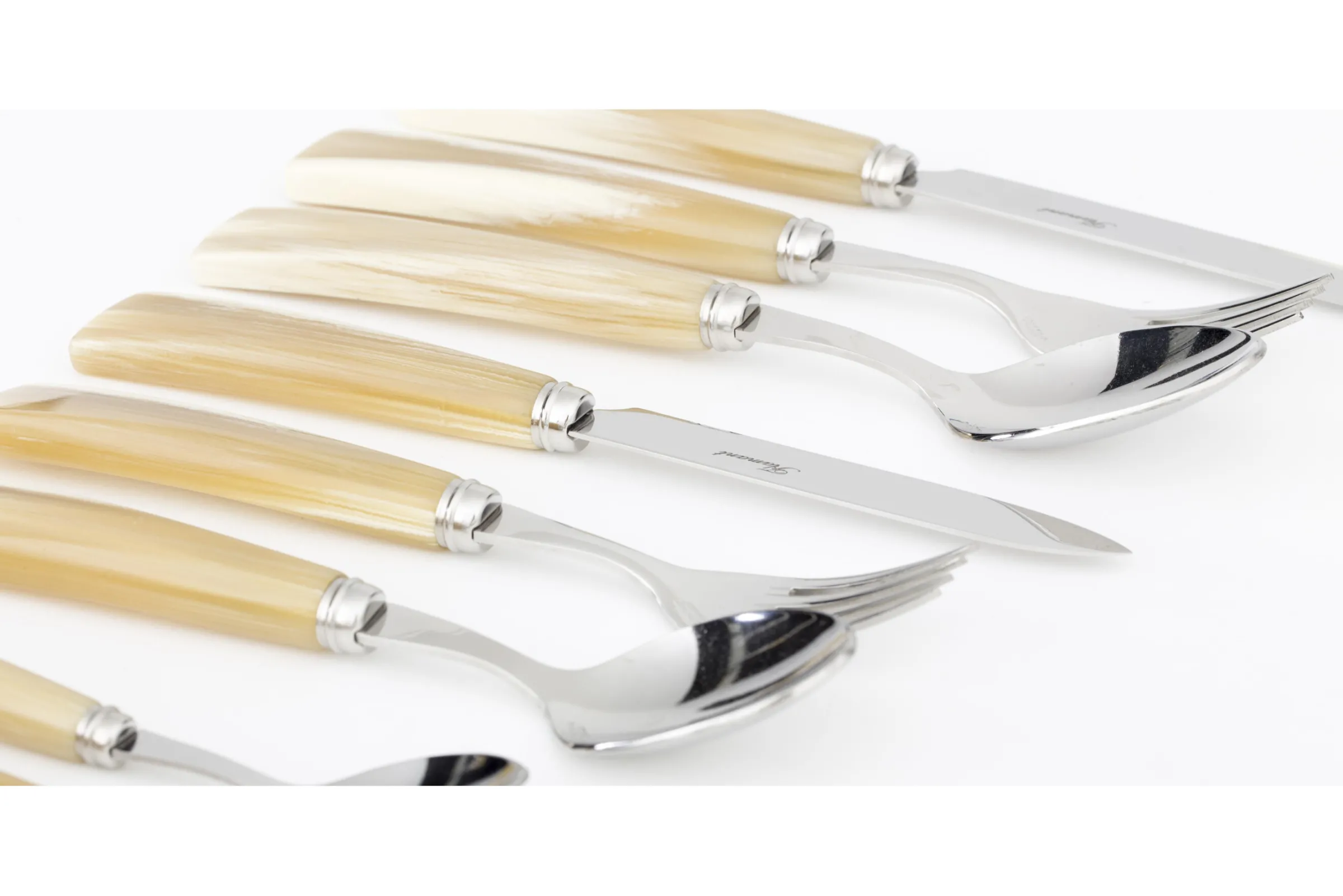 Flamant Tondo, Tafellepel^ Bestek